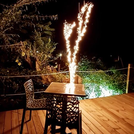 Ali-Nais Location Acomodação com café da manhã Deshaies Quarto foto