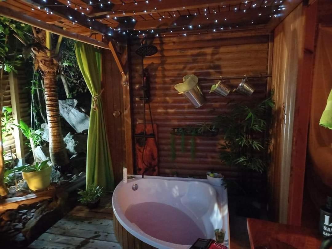 Ali-Nais Location Acomodação com café da manhã Deshaies Quarto foto